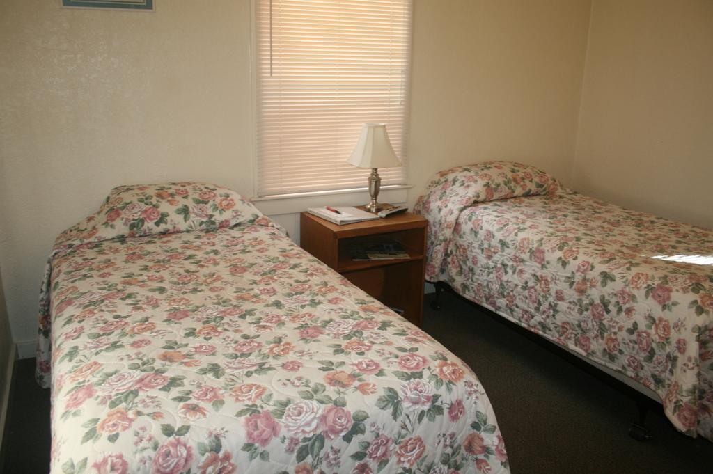 Jnr Hotel Cedarville Habitación foto