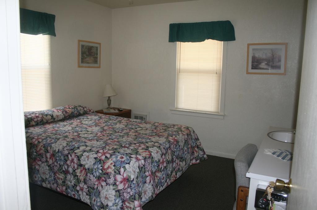 Jnr Hotel Cedarville Habitación foto